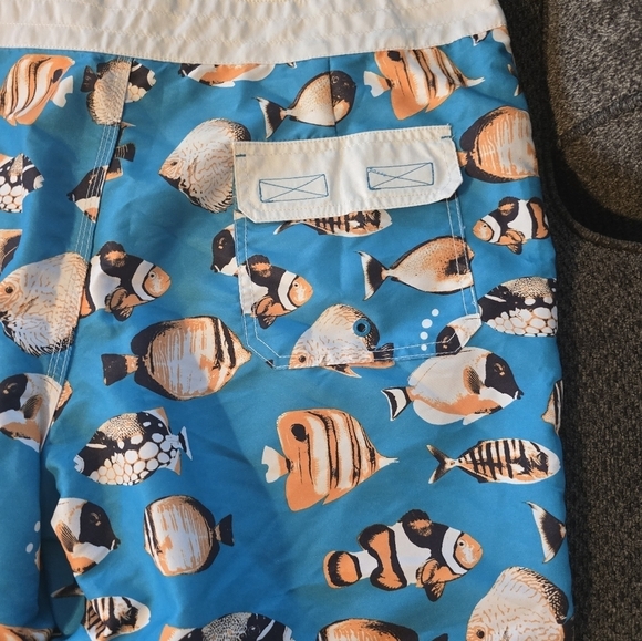 Sperry Top Sider Board Swim Trunks Men 38 Blue Orange Fish Graphic New - Picture 12 of 16